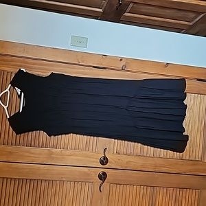 NINE WEST Size Large Black Crinkled Midi Dress